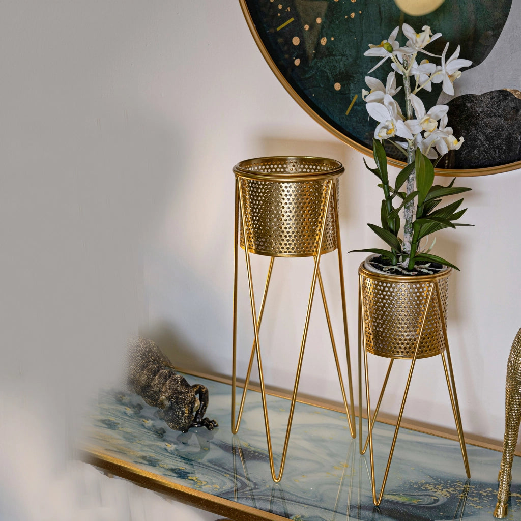 Katia, Vaso, oro