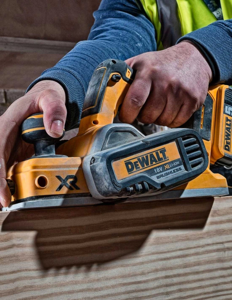 Pialleto DeWALT DCP580N (Solo corpo)