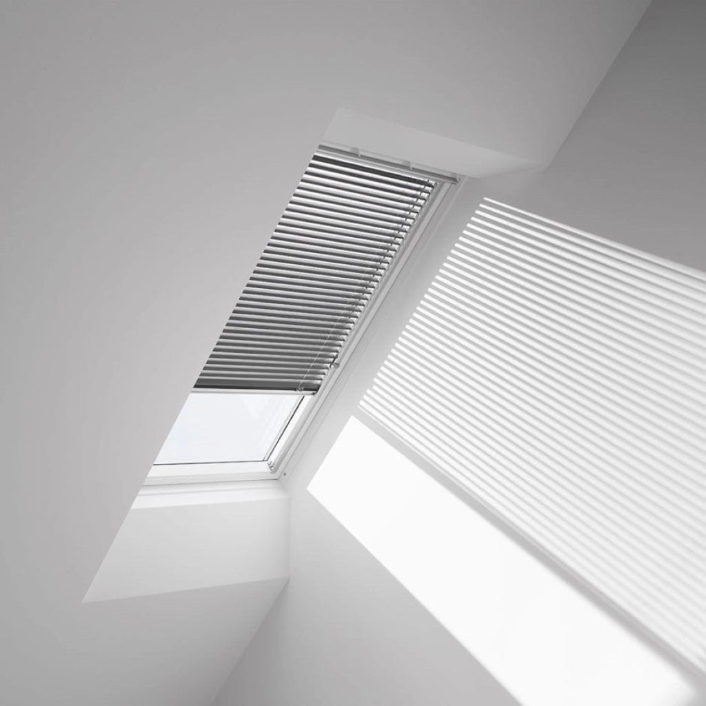 Tenda Veneziana Bianca Elettrica x S06 114X118  - Velux Italia