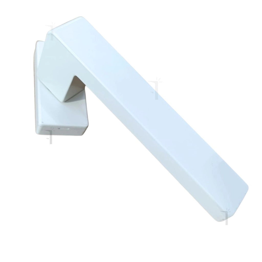 Maniglia martellina Giesse Kora rosetta rettangolare Finitura: Bianco puro – RAL 9010