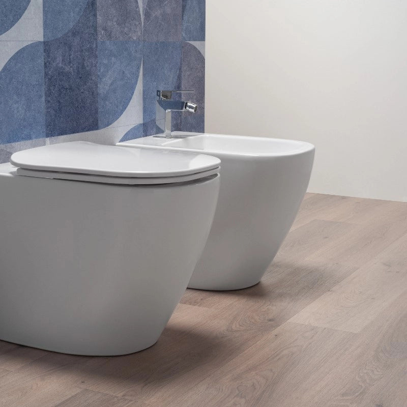 Sanitari Filo Muro Wc Rimless con Sedile Soft Close e Bidet| Ker