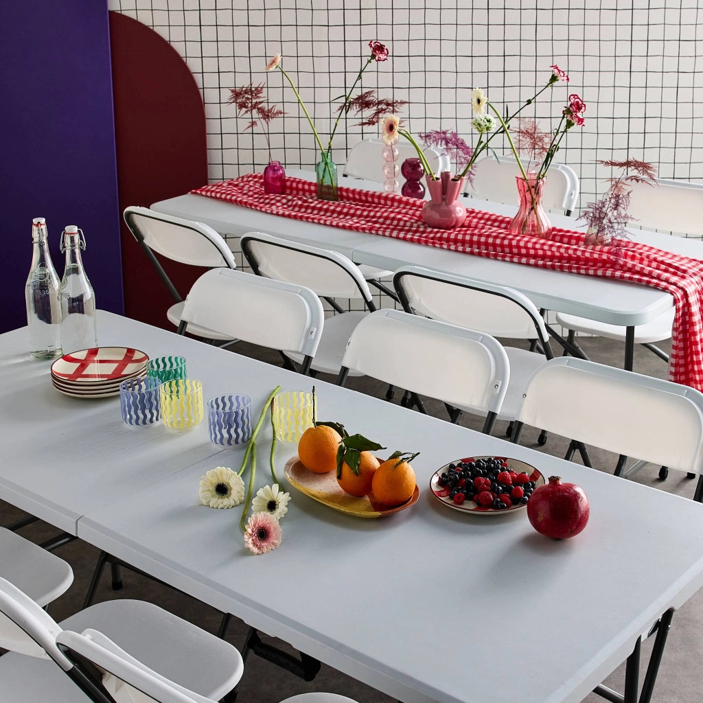 Set di 2 tavoli da ricevimento pieghevoli in plastica, 12 sedie,