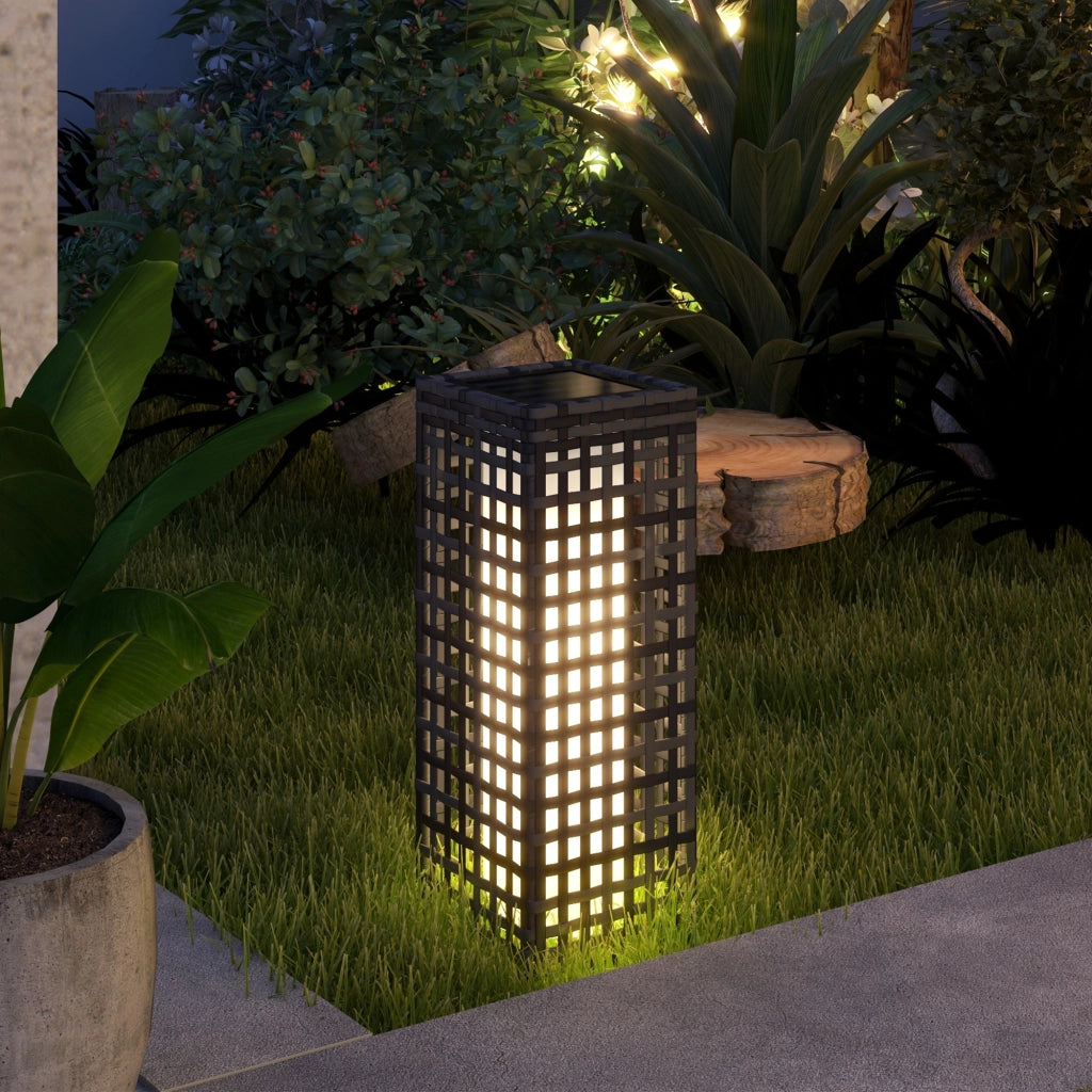 Lampada solare in rattan, impermeabile, con sensore di luce, automatica, ideale per giardino e balcone, colore grigio acciaio.